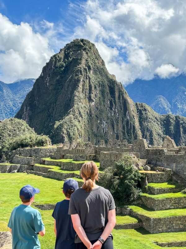 kids looking at Machu Picchu